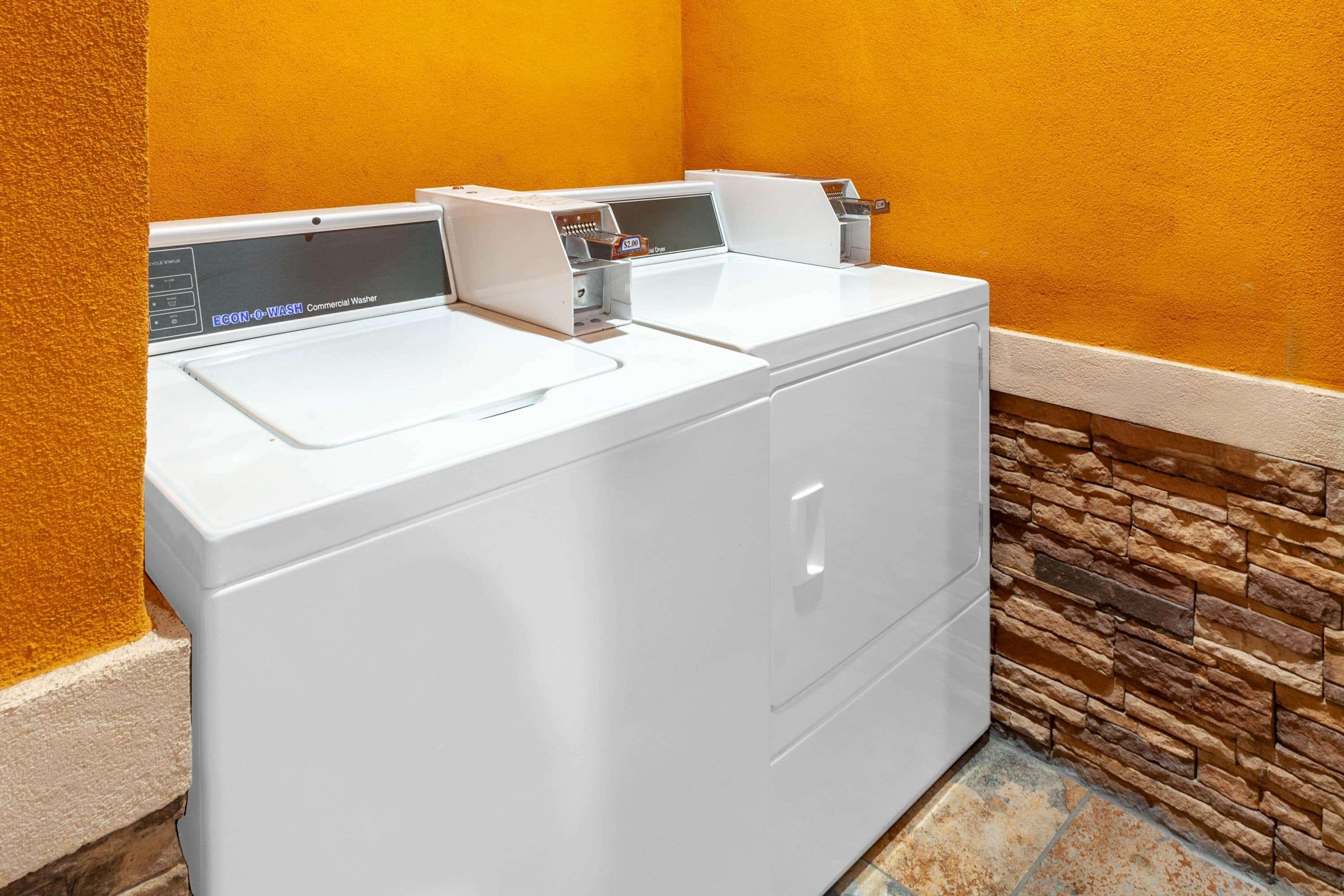 Super 8 By Wyndham Houston Northwest 2*