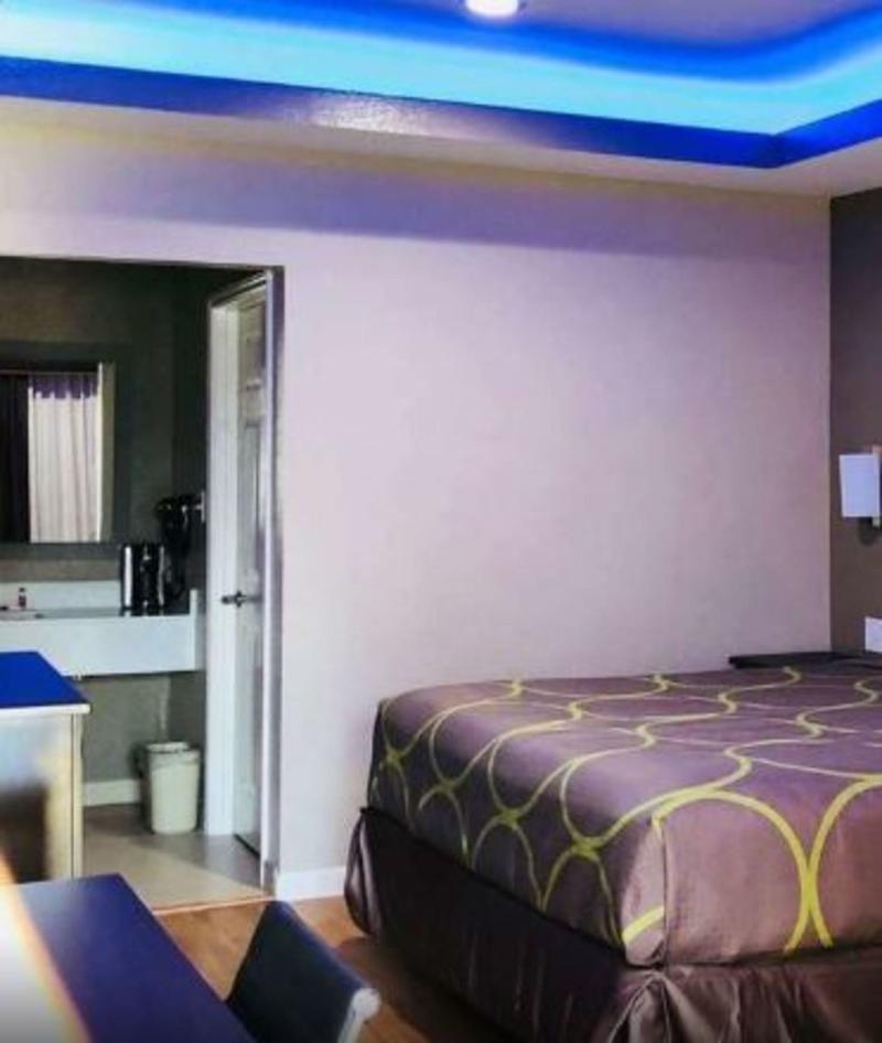 Hotel Super 8 By Wyndham Houston Northwest Cypress